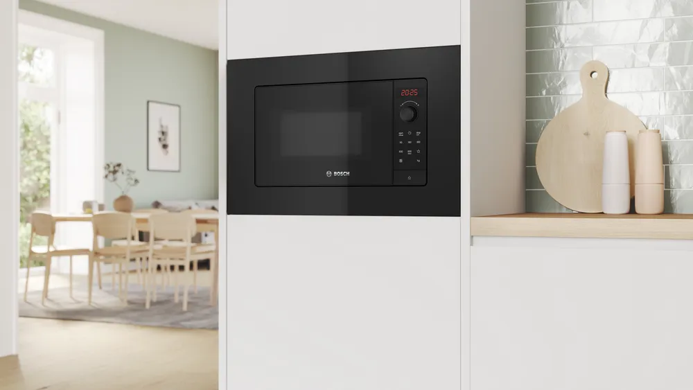 Bosch BFL623MB4 Inbouw Microgolfoven 38cm 800W Zwart
