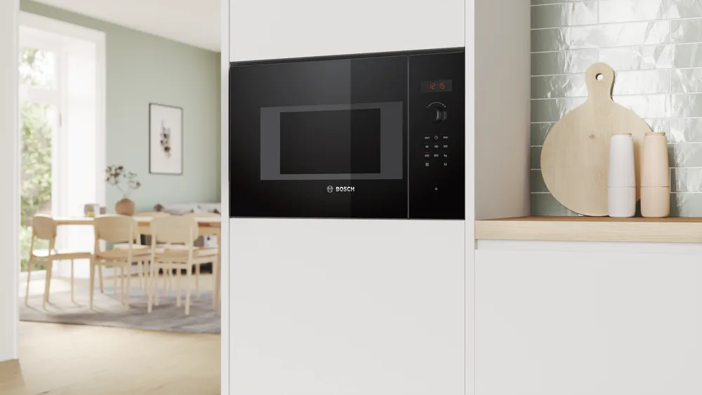 Bosch BFL523MB1F Microgolfoven Serie 4 38 cm 800W Zwart 