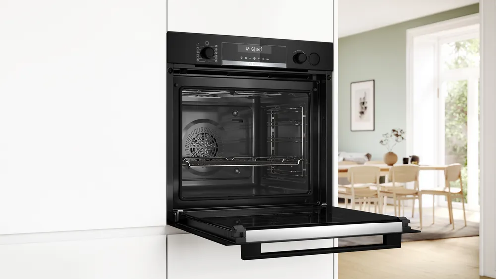 Bosch HRG578CB7 Inbouw Oven Serie 6 Toegevoegde stoom 60 cmPyrolyse 71l Zwart